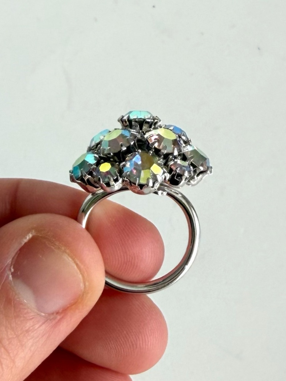 Vintage 1960s Sarah Coventry Aurora Borealis Cocktail Ring Size 6 - Picture 7 of 8